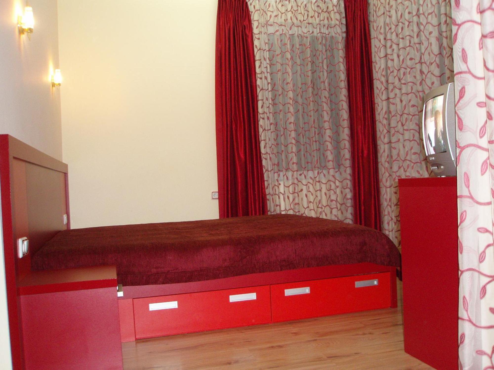 Mania Guest House Kalofer Zimmer foto